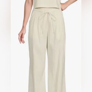 NWT Margot Linen Pants. Sandstripe